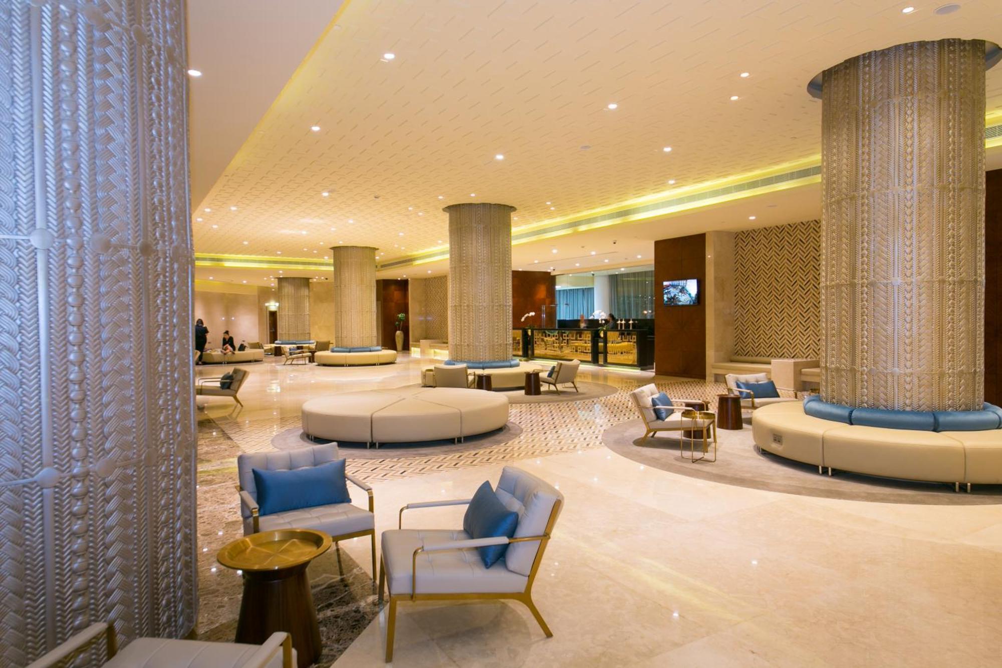 แกรนด์ มิลเลเนียม มัสกัต Hotel ภายนอก รูปภาพ Lobby