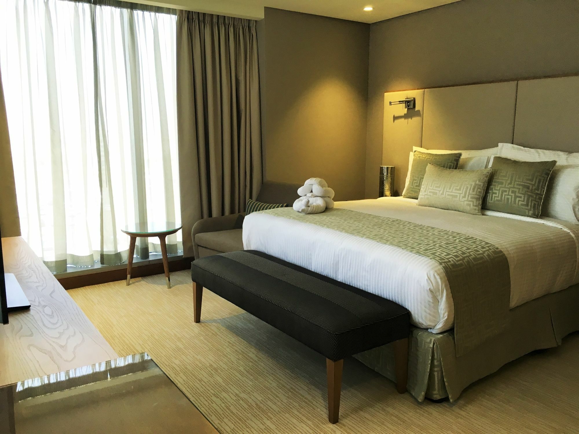 แกรนด์ มิลเลเนียม มัสกัต Hotel ภายนอก รูปภาพ Deluxe room
